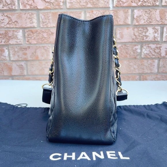 Chanel GST Caviar Tote Gold Chain Bag - Picture 3 of 11